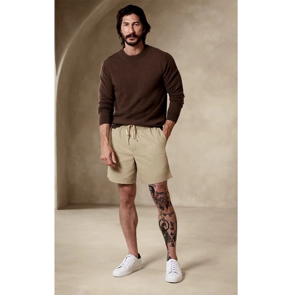 Banana Republic 7" Easy Shorts Khaki